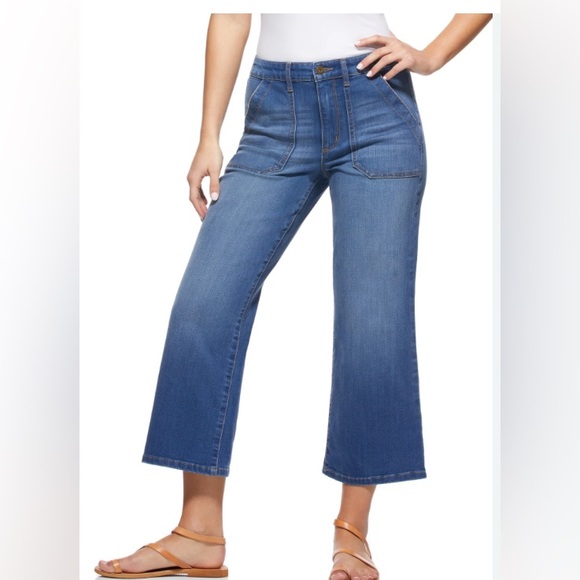 sofia by sofia vergara Denim - Sofia Jean By Sofia Vergara Luisa Wide Leg Crop | New without Tags